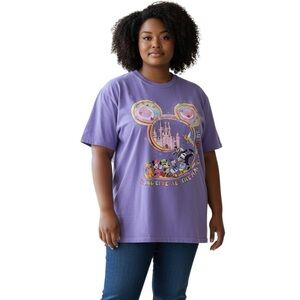 NWOT COMFORT COLORS Lavender Disney Graphic Tshirt